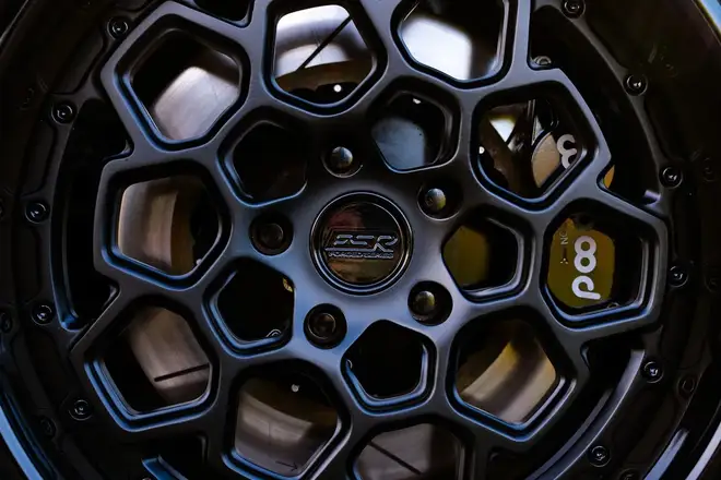 BMW M3 E36 terminado en ADM TEAM — foto 8