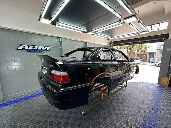 BMW M3 E36 en proceso en el taller de ADM TEAM — foto 3