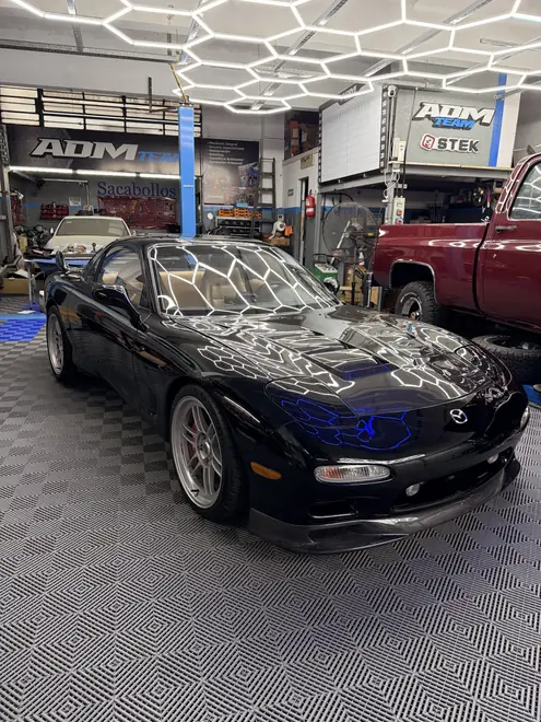 Mazda RX-7 terminado en ADM TEAM — foto 5